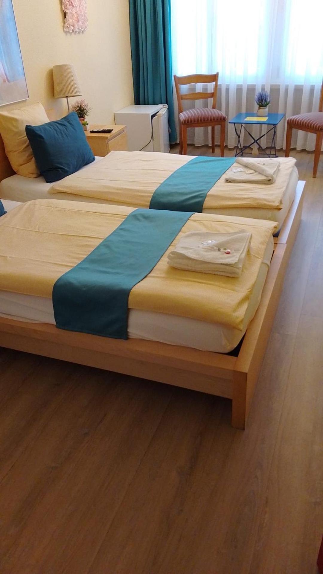 Zak Neuhausen Hostel Neuhausen Am Rheinfall Luaran gambar